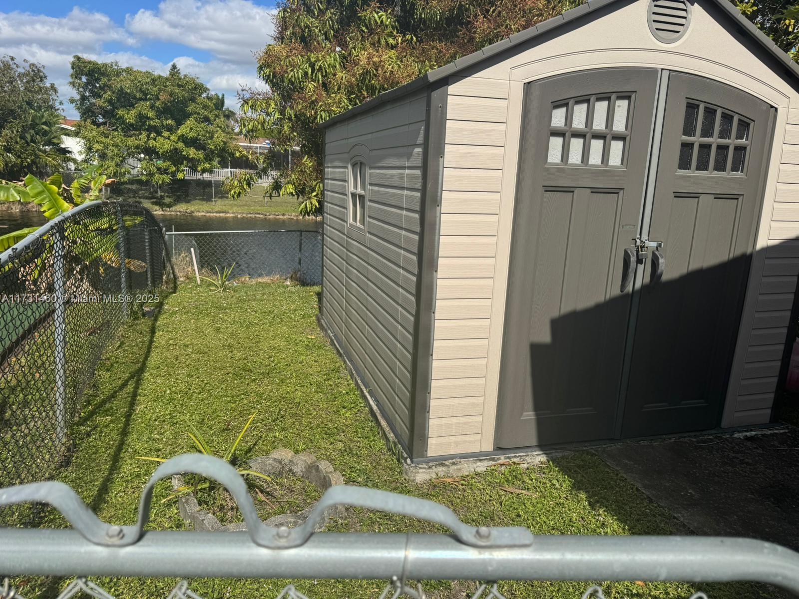 SUNRISE GOLF VILLAGE SEC - Residential