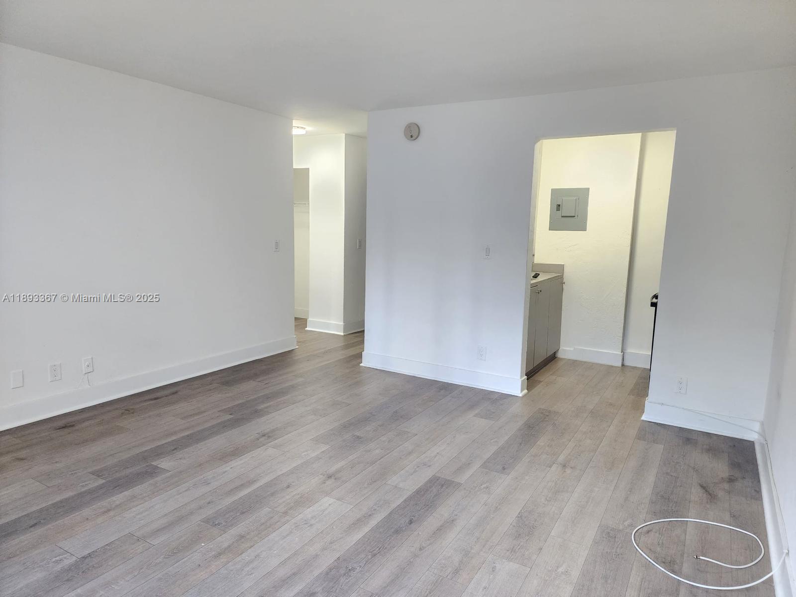 CITY OF MIAMI SOUTH - Residential Lease