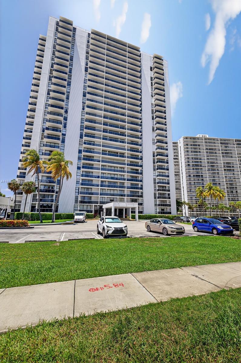 AVENTURA ELDORADO CONDO - Residential