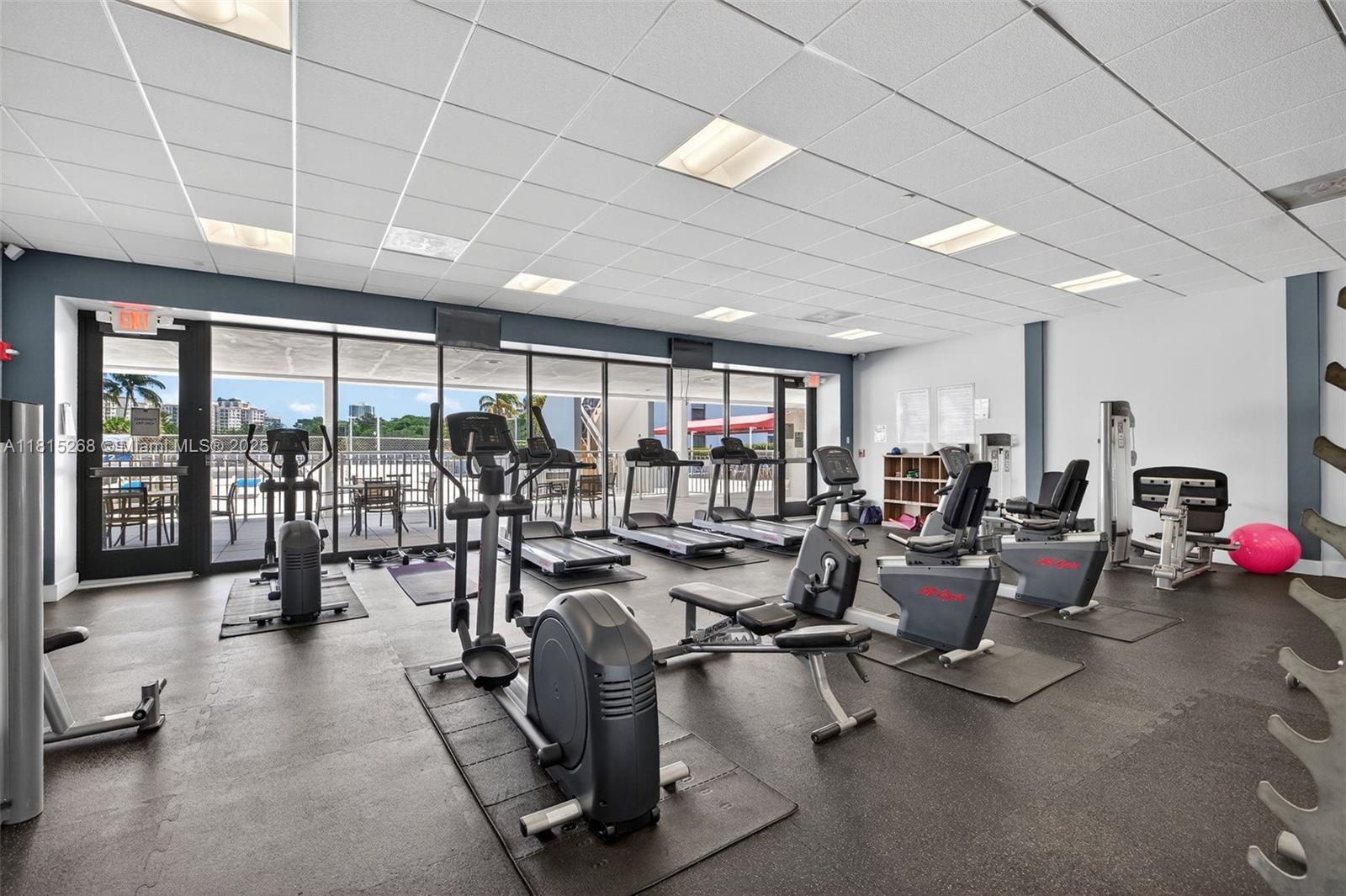AVENTURA ELDORADO CONDO - Residential
