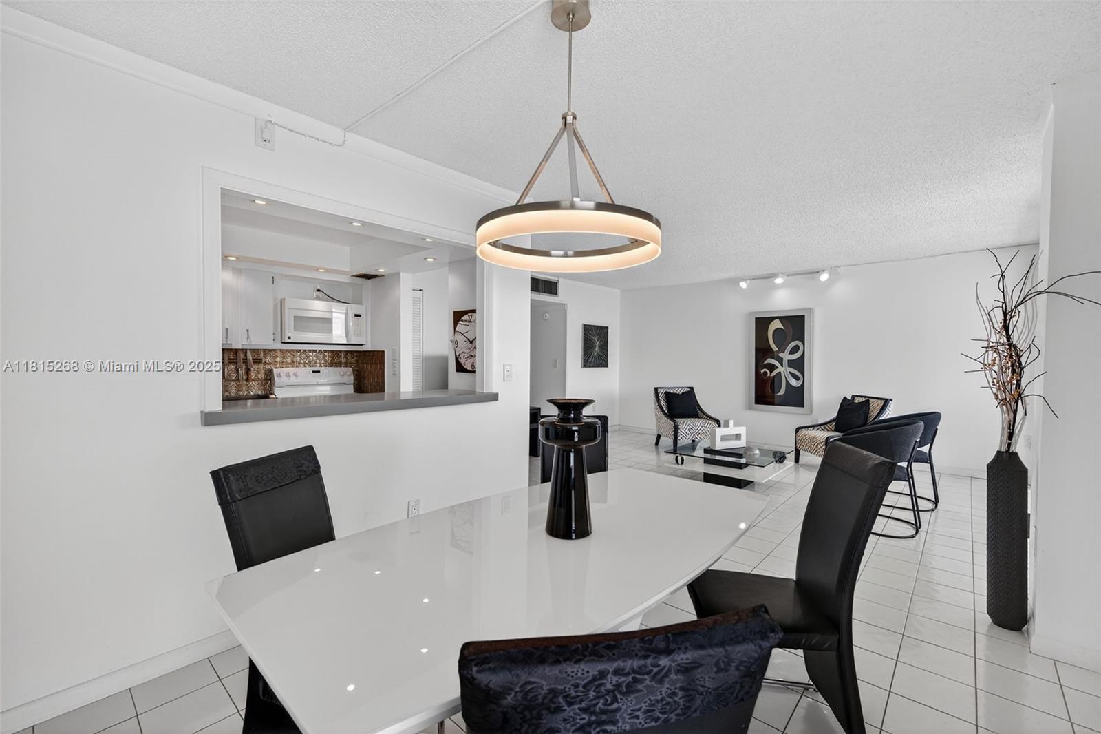 AVENTURA ELDORADO CONDO - Residential