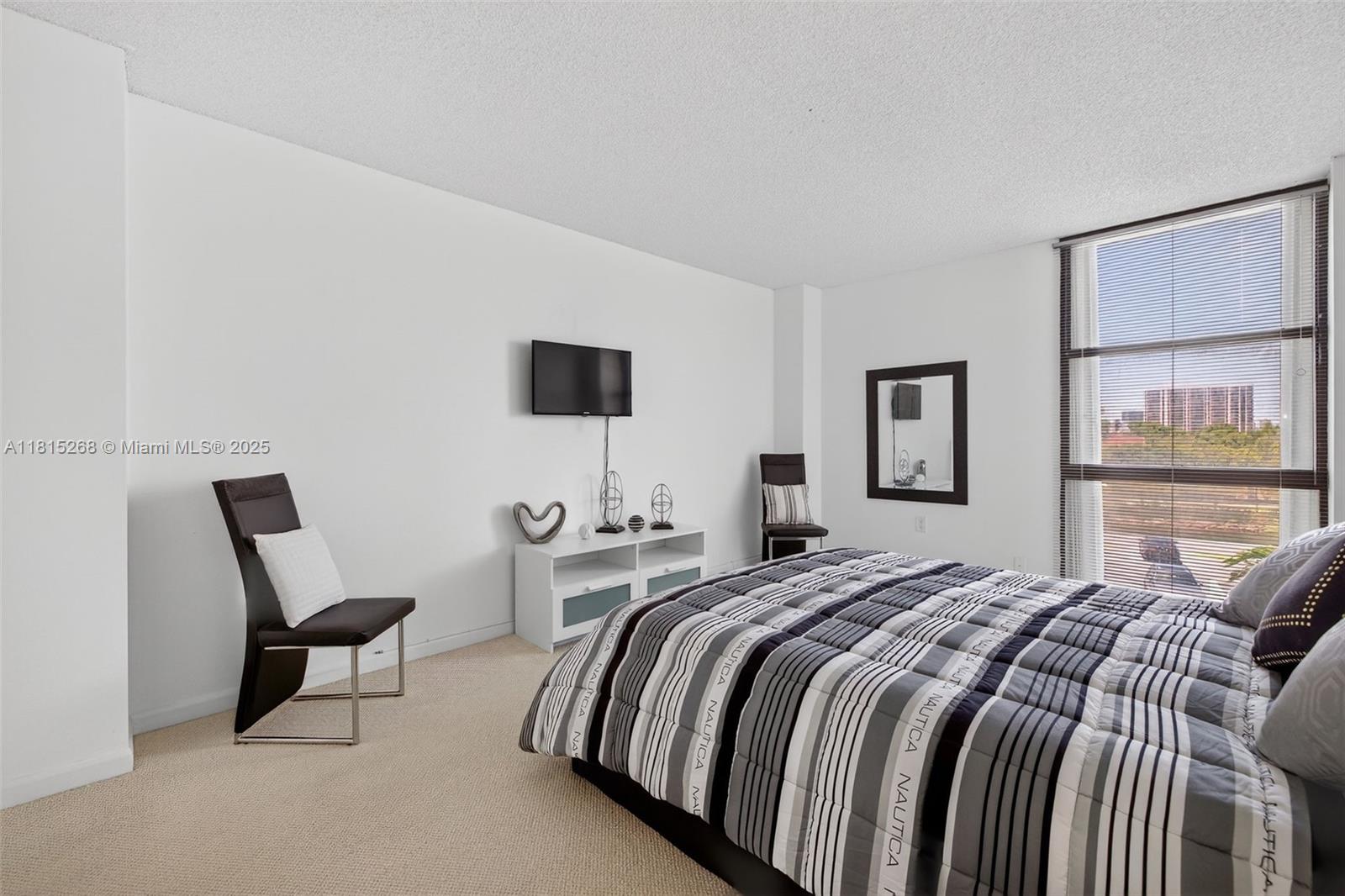 AVENTURA ELDORADO CONDO - Residential