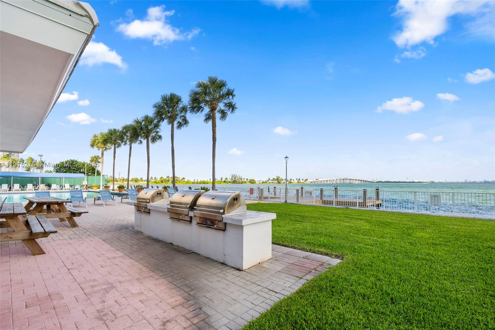 BAY PARK TOWERS CONDO - Residential Lease