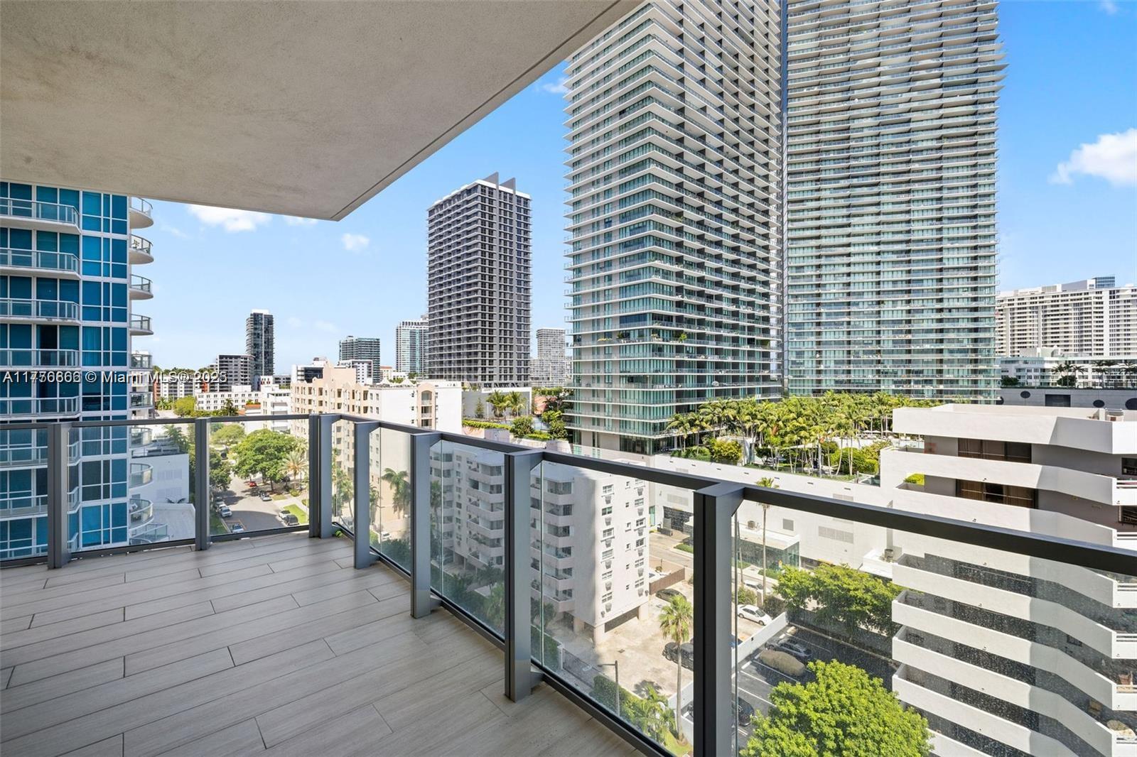 BISCAYNE BEACH CONDO - Residential