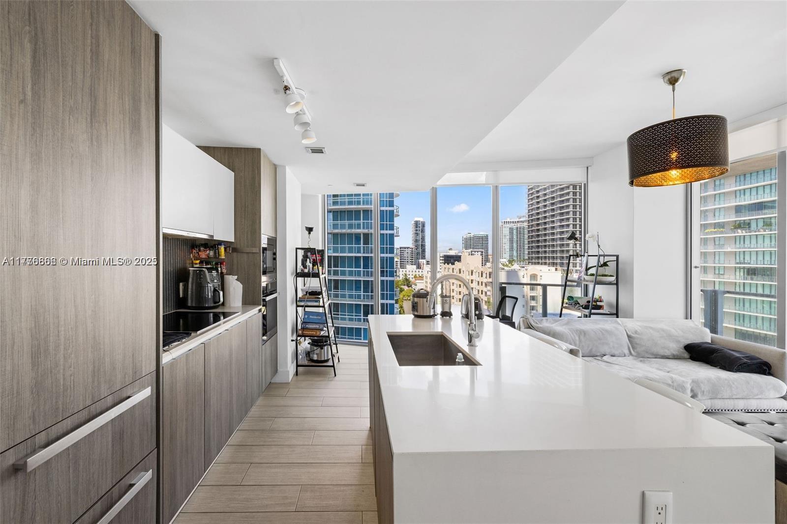 BISCAYNE BEACH CONDO - Residential