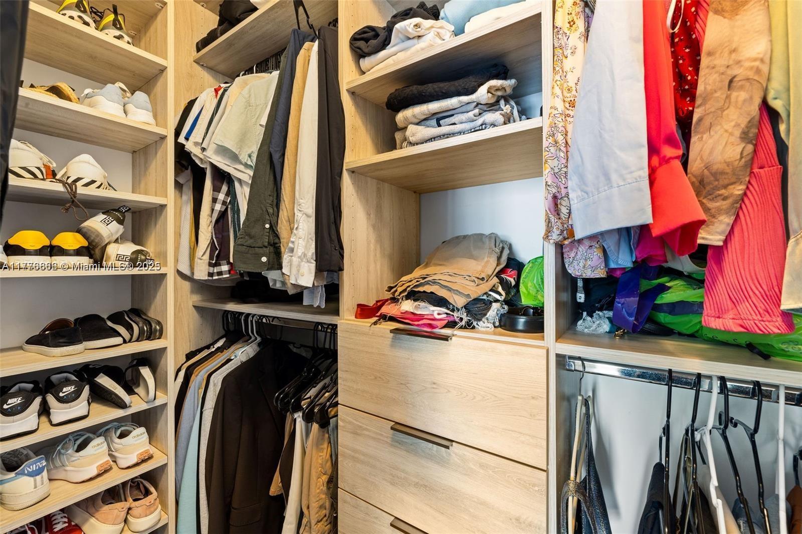 BISCAYNE BEACH CONDO - Residential