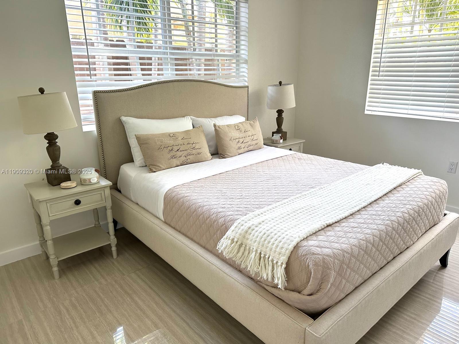 ALTOS DEL MAR NO 6 - Residential Lease