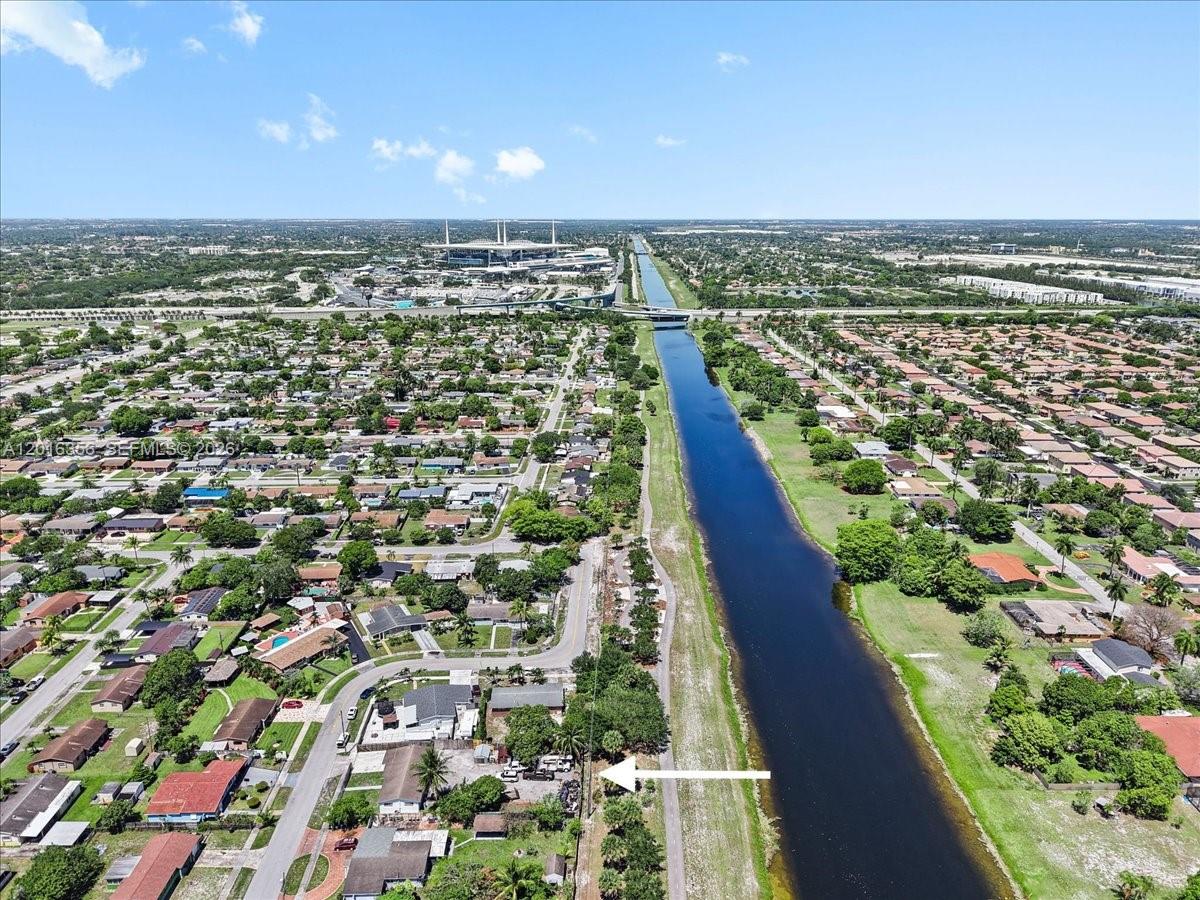 EMBASSY ESTATES - Residential