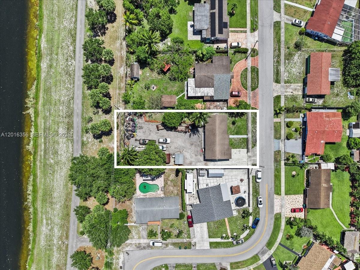 EMBASSY ESTATES - Residential