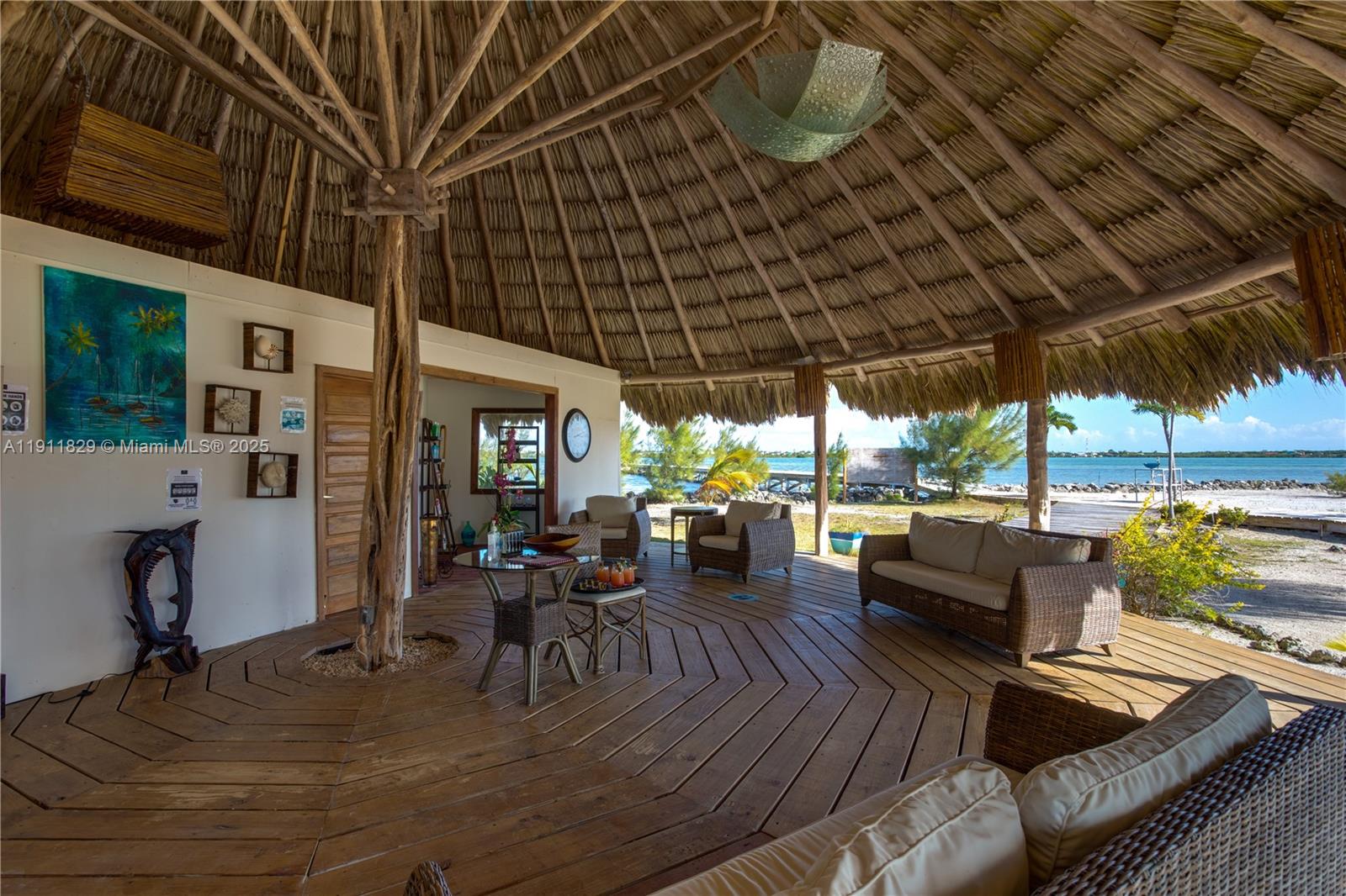 West Ambergris Caye - Land