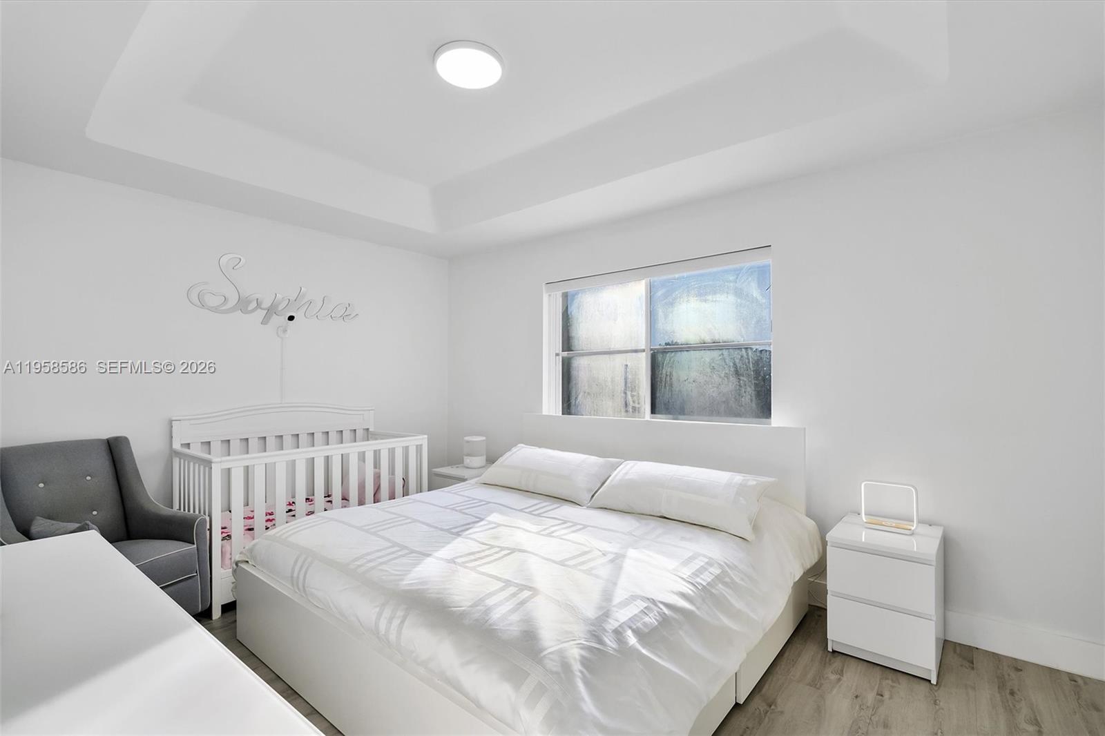 VILLAS AT BRISTOL PARK CO - Residential Lease