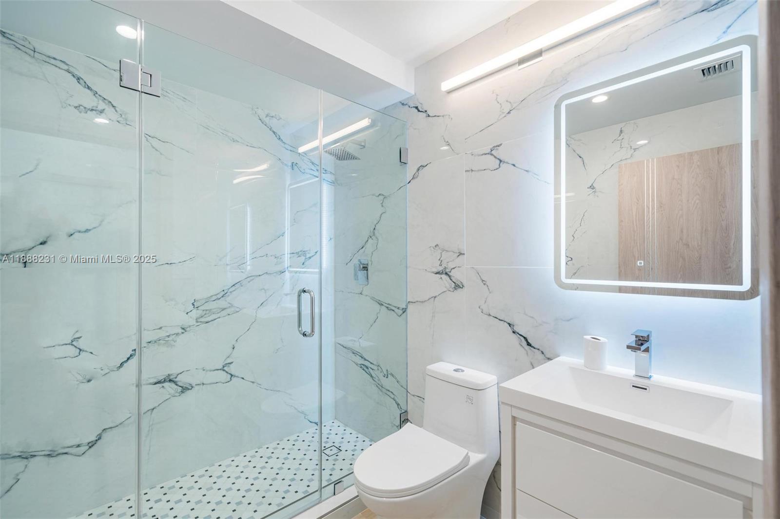 REV PL SEC 2 CC ESTATES - Residential Lease