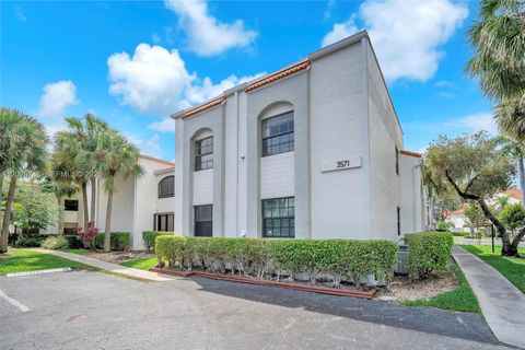 Tiny photo for 3571 Magellan Cir #343-4, Aventura, FL 33180 (MLS # A12026748)