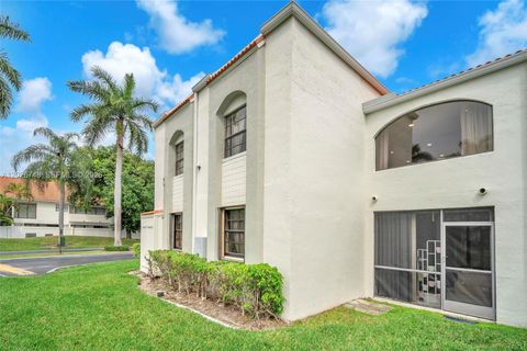 Tiny photo for 3571 Magellan Cir #343-4, Aventura, FL 33180 (MLS # A12026748)