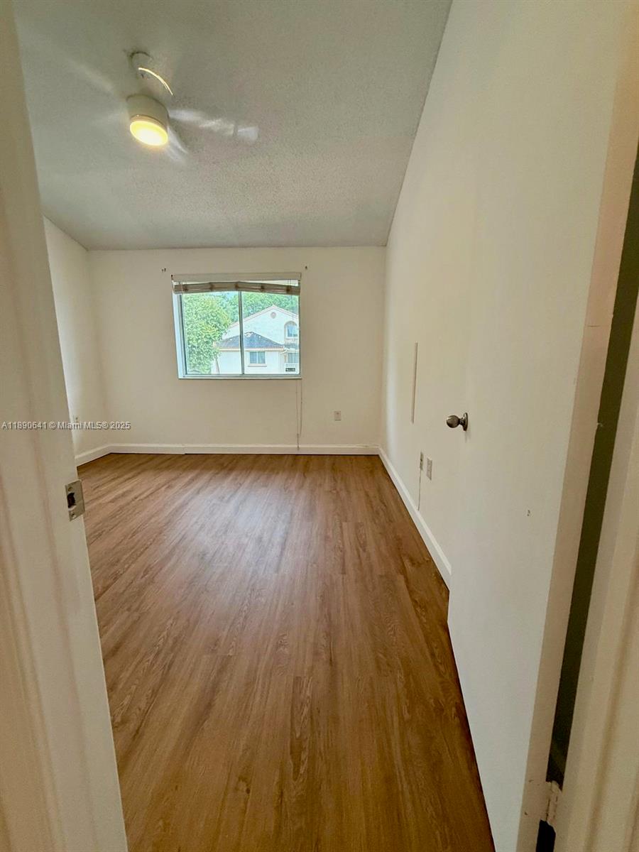 STERLING VILLAGES OF PALM - Residential Lease