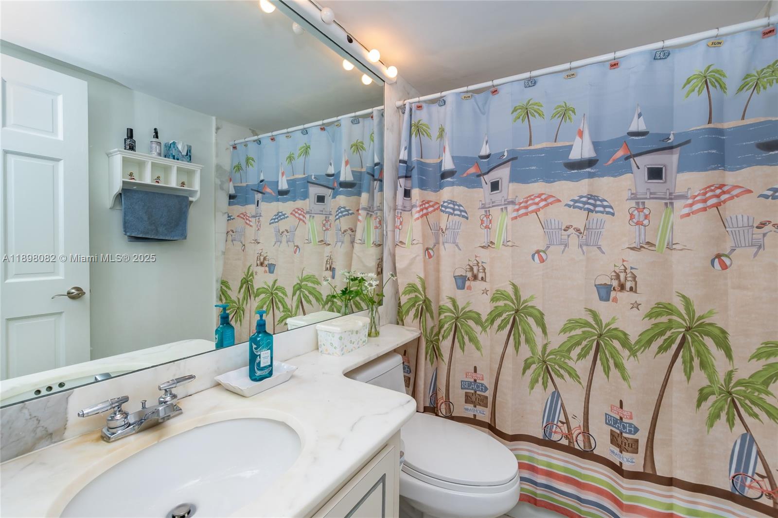 COMMODORE CLUB SOUTH COND - Residential Lease