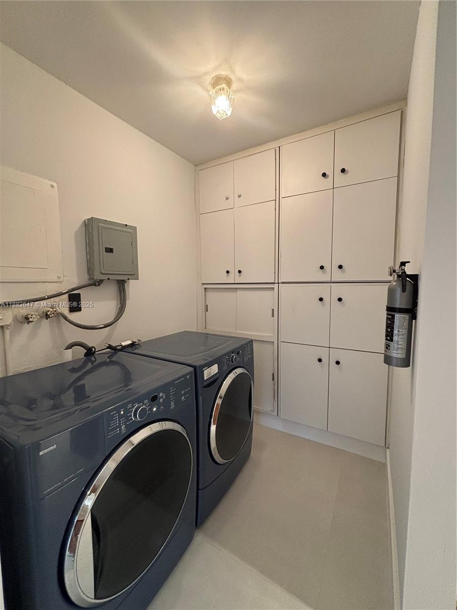 MIAMI GARDENS MANOR SEC 3 - Residential Lease