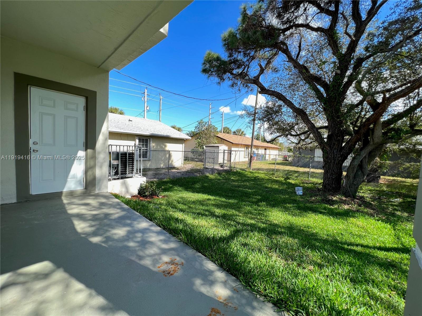 FIRST ADD TO TUSKEGEE PAR - Residential Lease