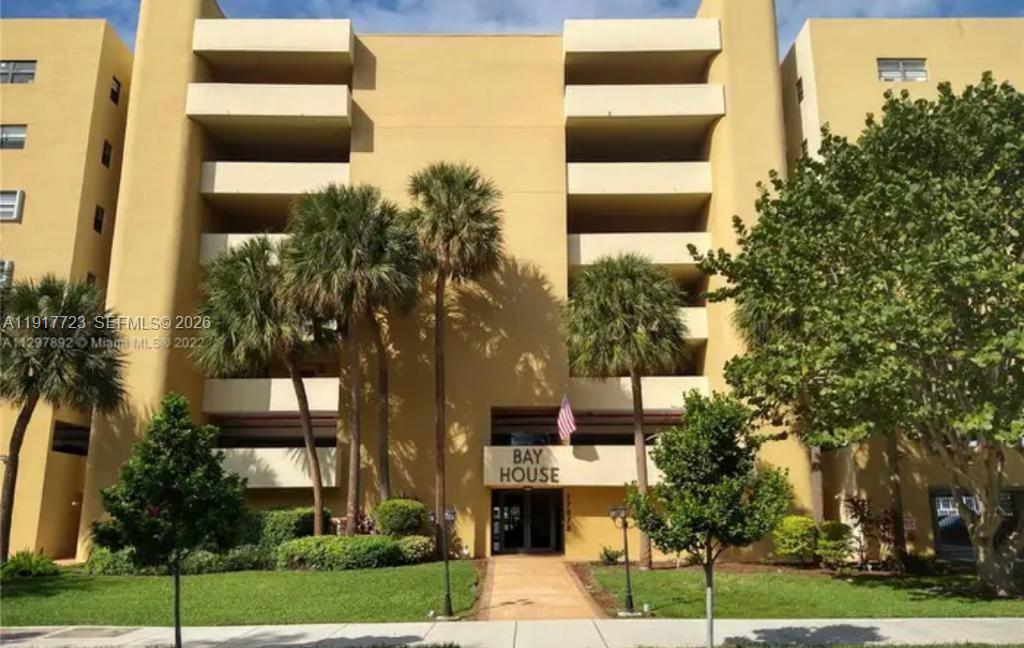 BAY HOUSE TOWER CONDO - Residential