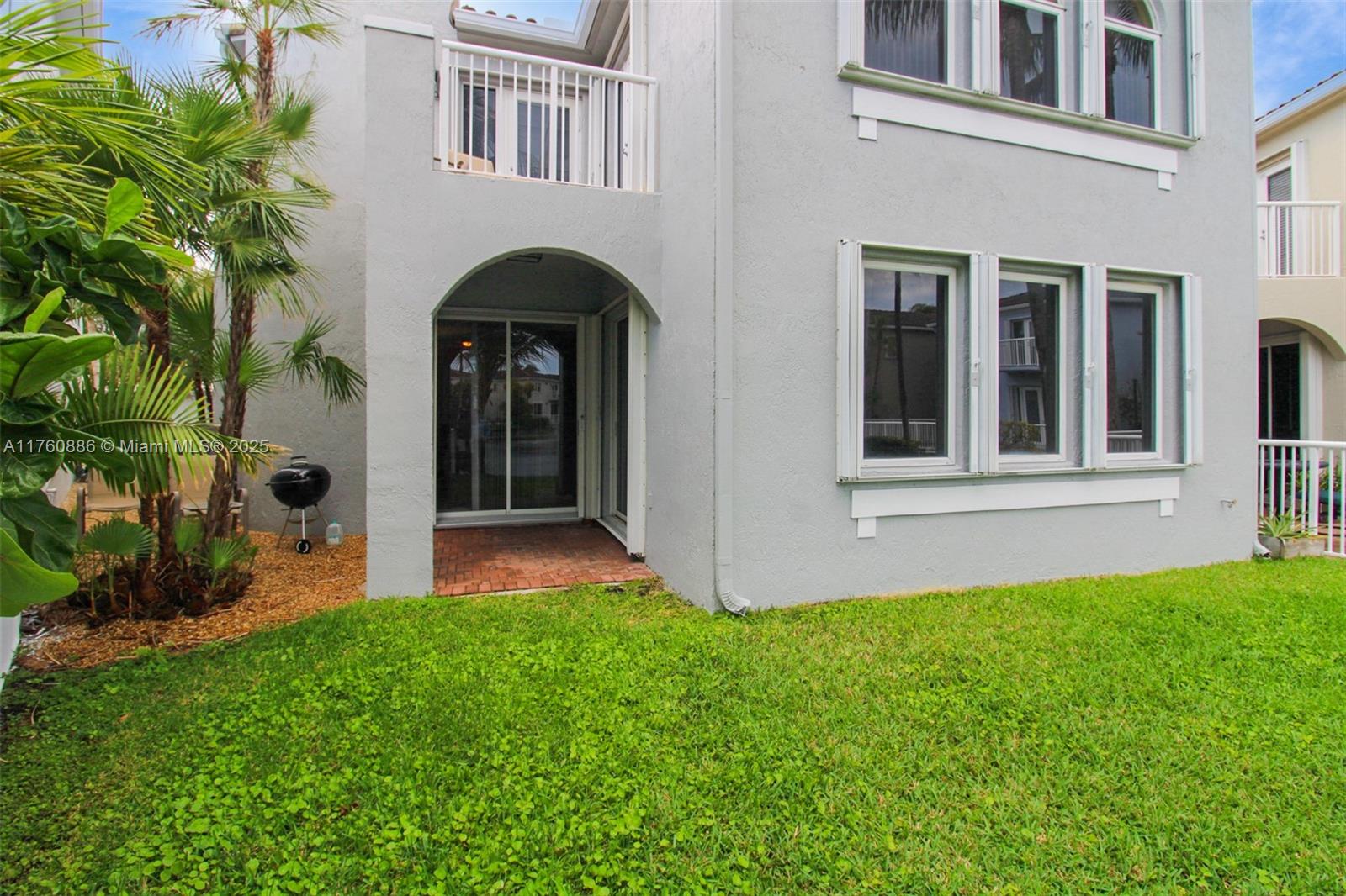 AVENTURA LAKES - PHASE II - Residential