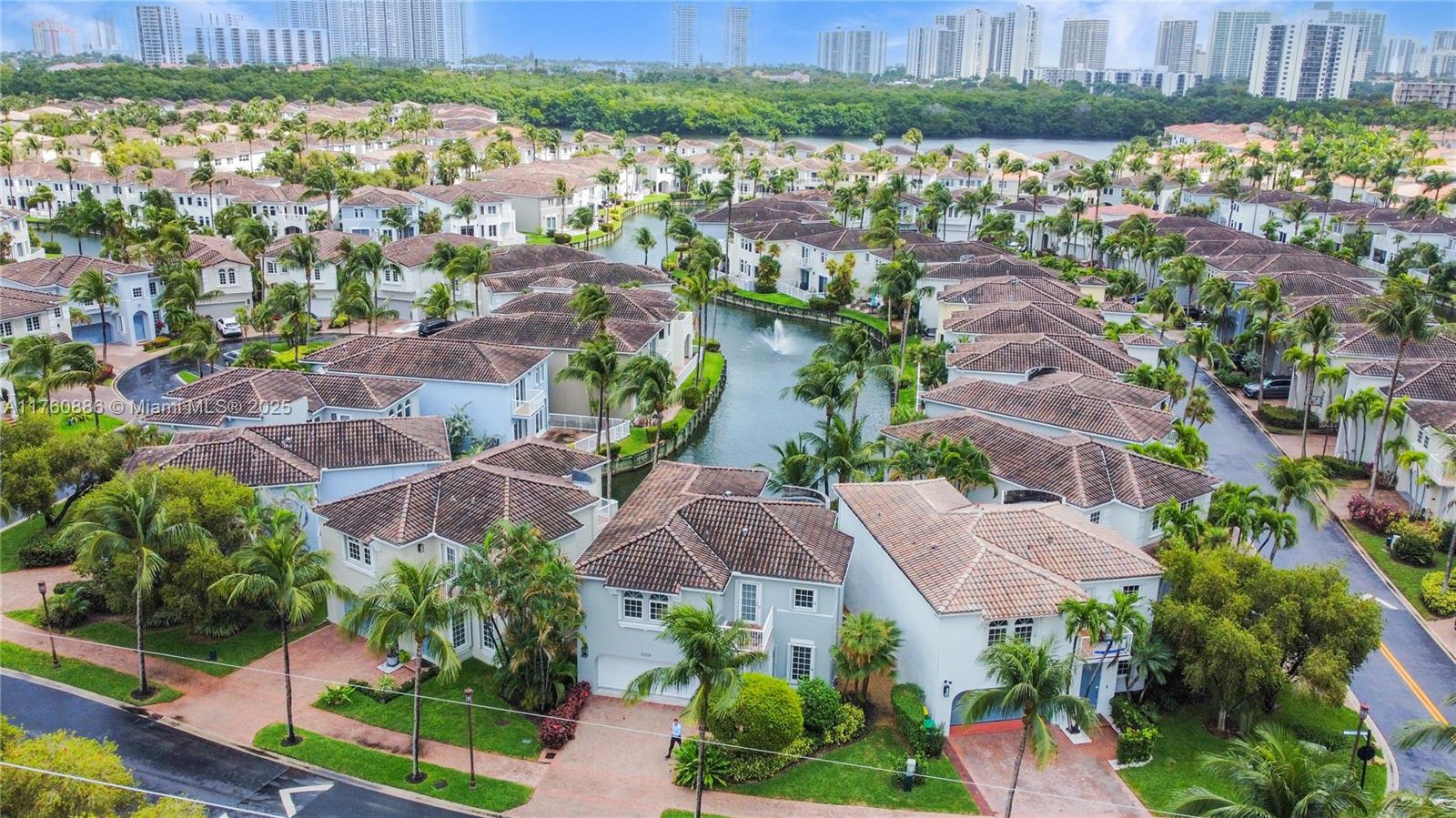 AVENTURA LAKES - PHASE II - Residential