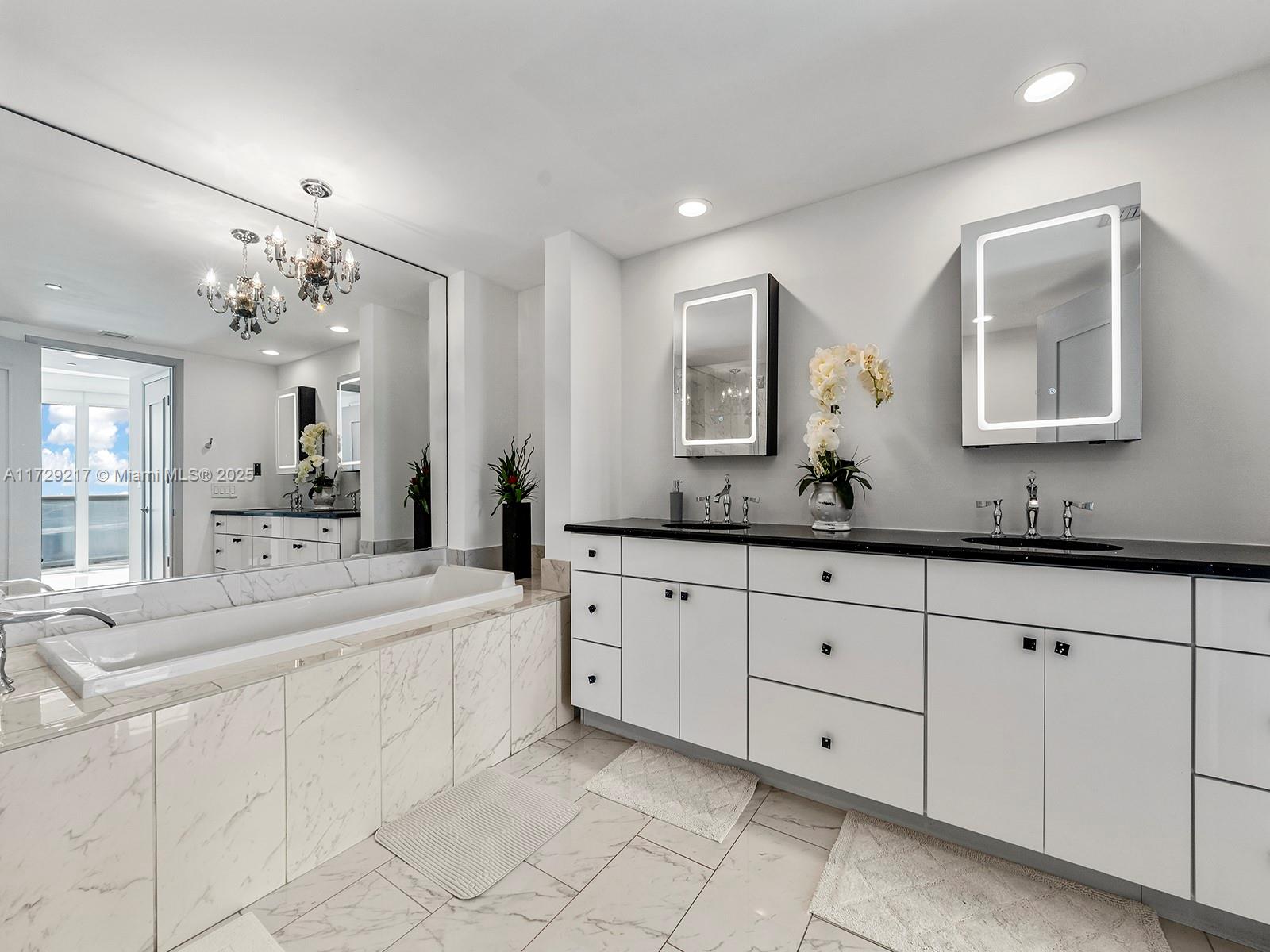 ICON BRICKELL NO TWO - Residential