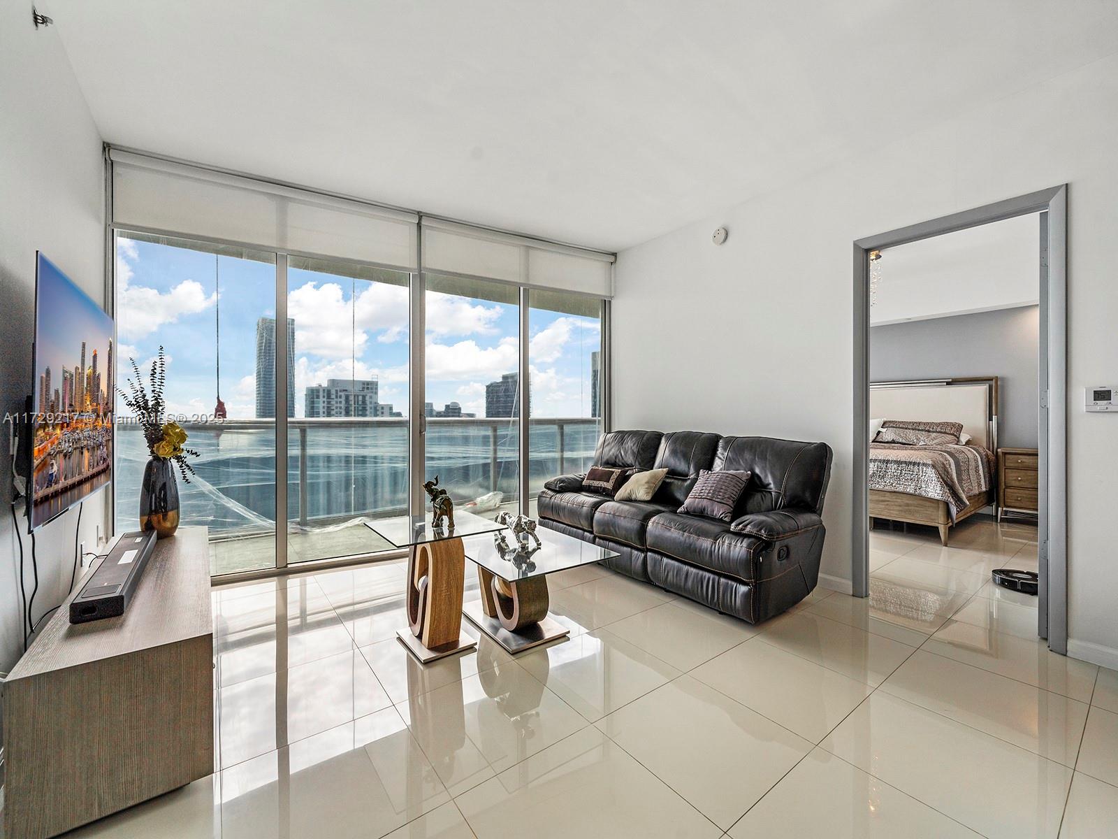 ICON BRICKELL NO TWO - Residential