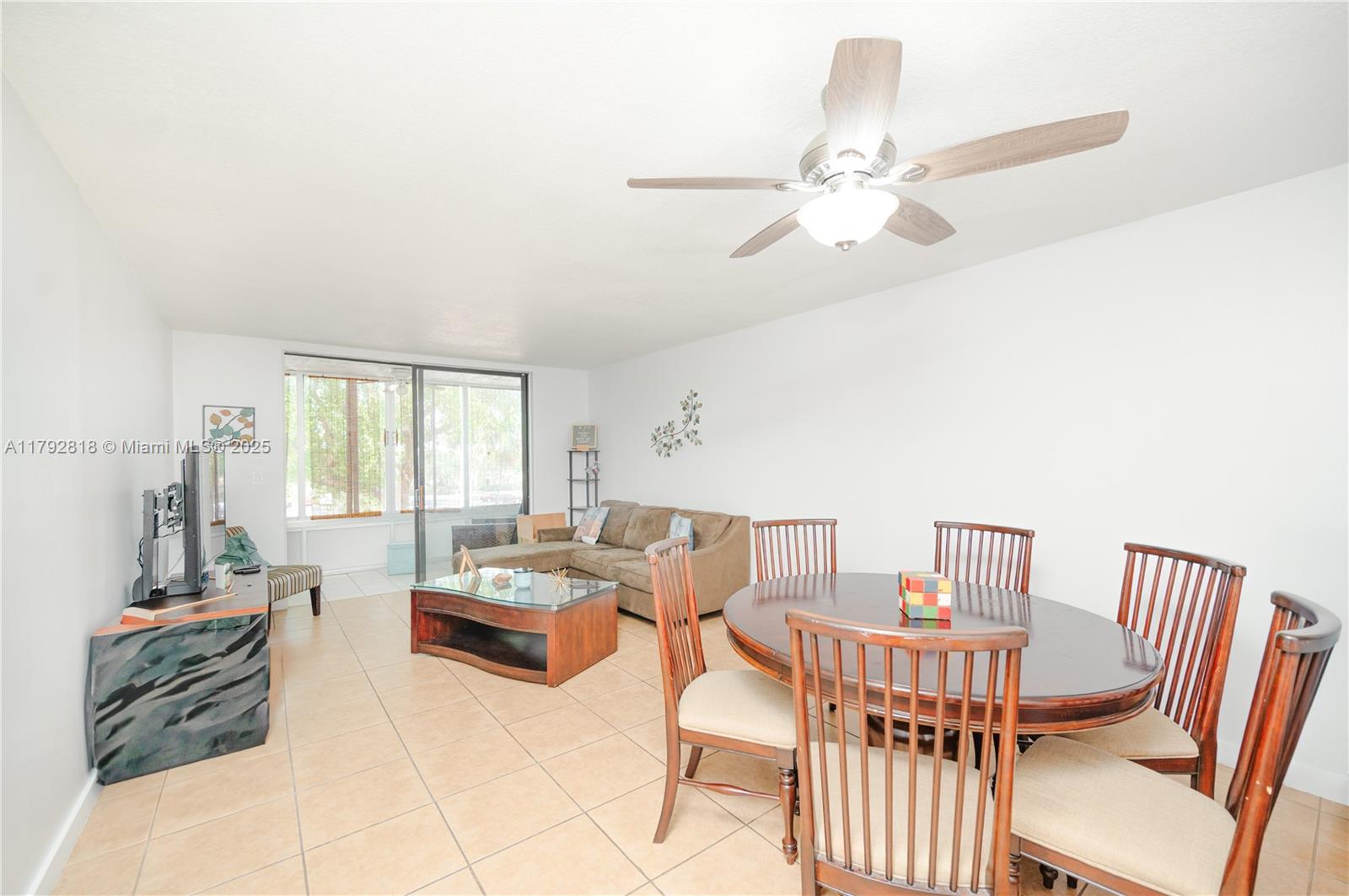 1810 Sw 81st Ave 2312, North Lauderdale, Miami-Dade County, Florida - 1 Bedrooms  
2 Bathrooms - 