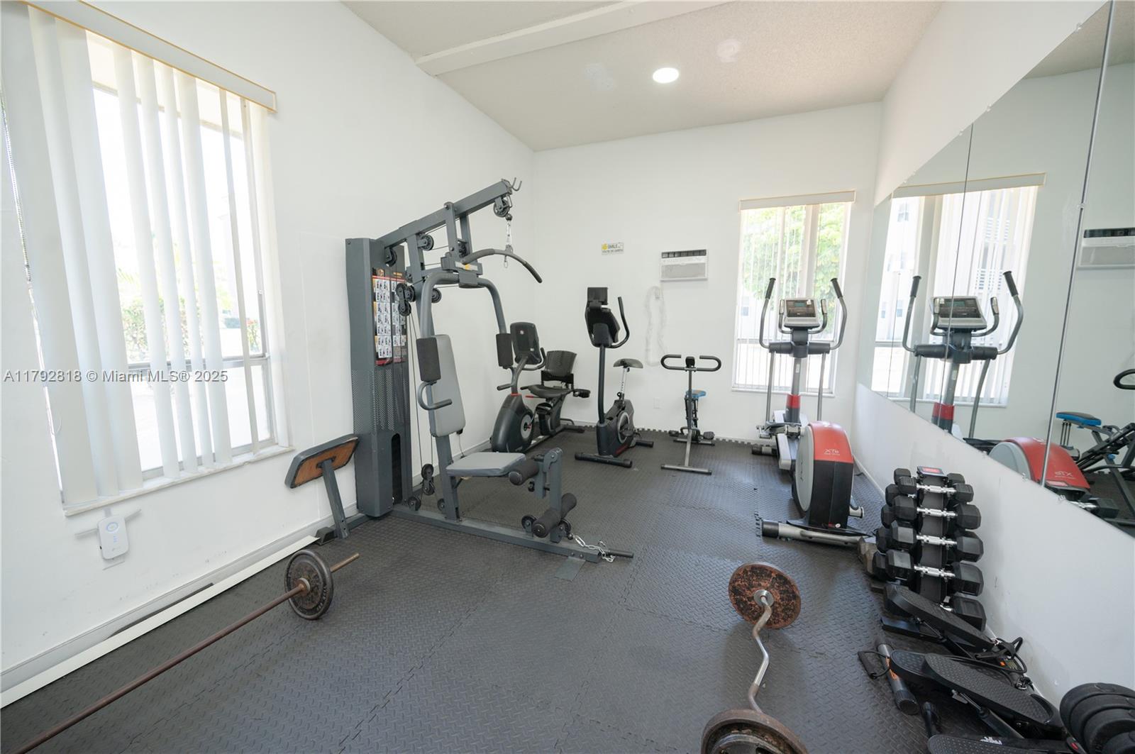 COURTYARDS OF BROWARD CON - Residential