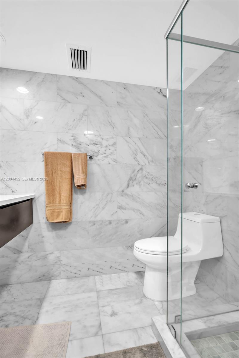 PHOENIX TOWERS CONDO - Residential