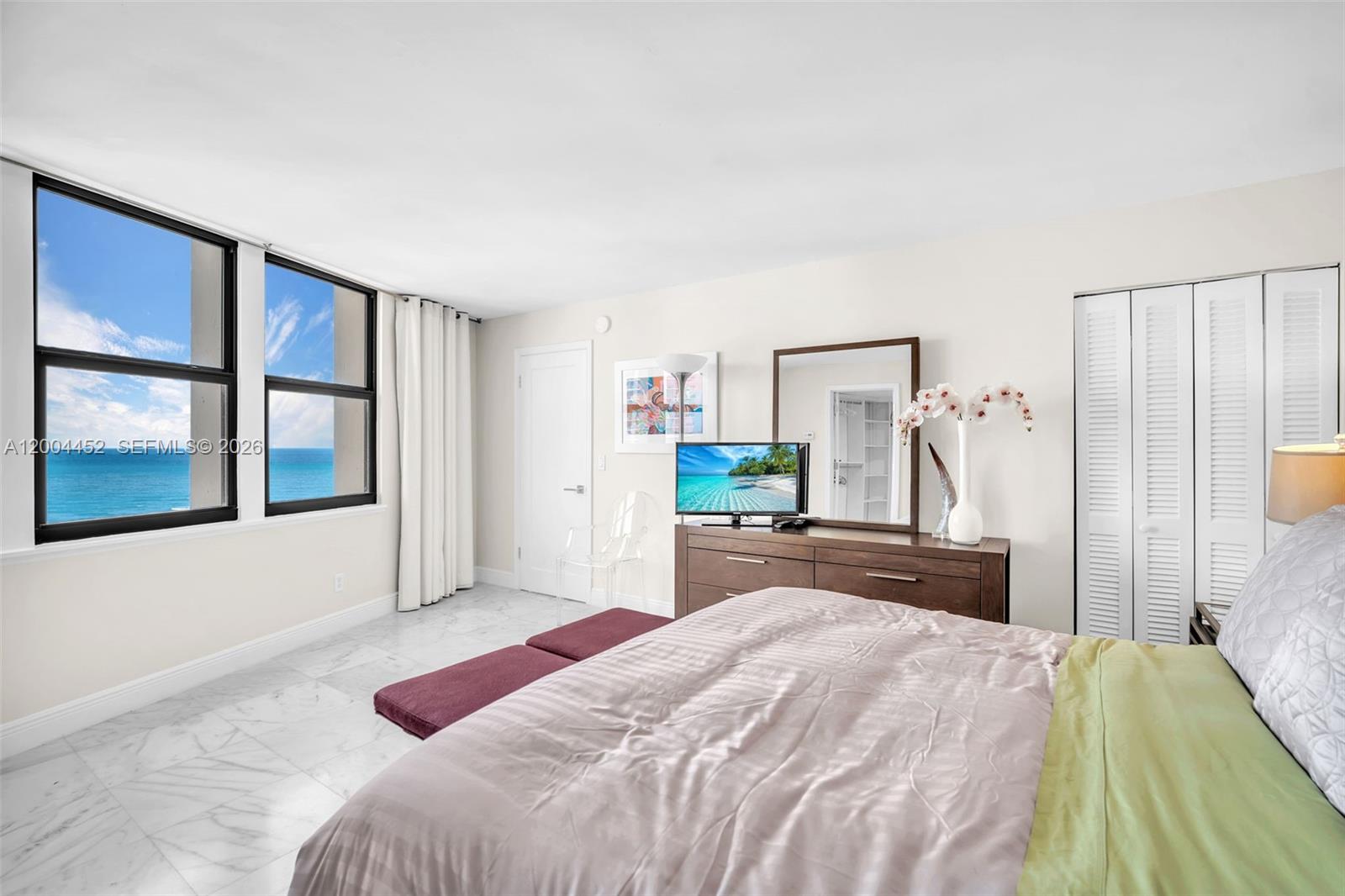 PHOENIX TOWERS CONDO - Residential