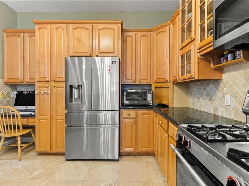 ESTATES OF HIDDEN ACRES - Residential