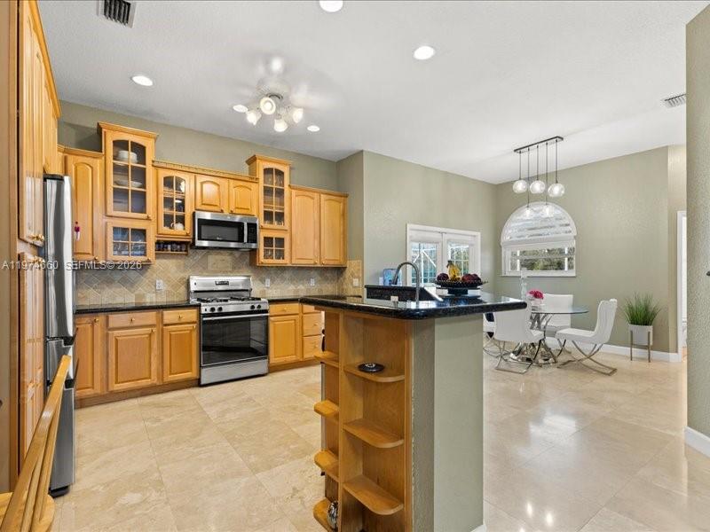 ESTATES OF HIDDEN ACRES - Residential