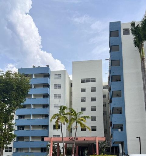 Condominium in Miami FL 5050 7th St.jpg