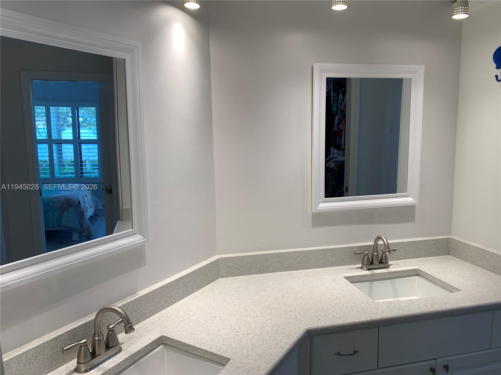 HANSONS LANDING CONDO - Residential