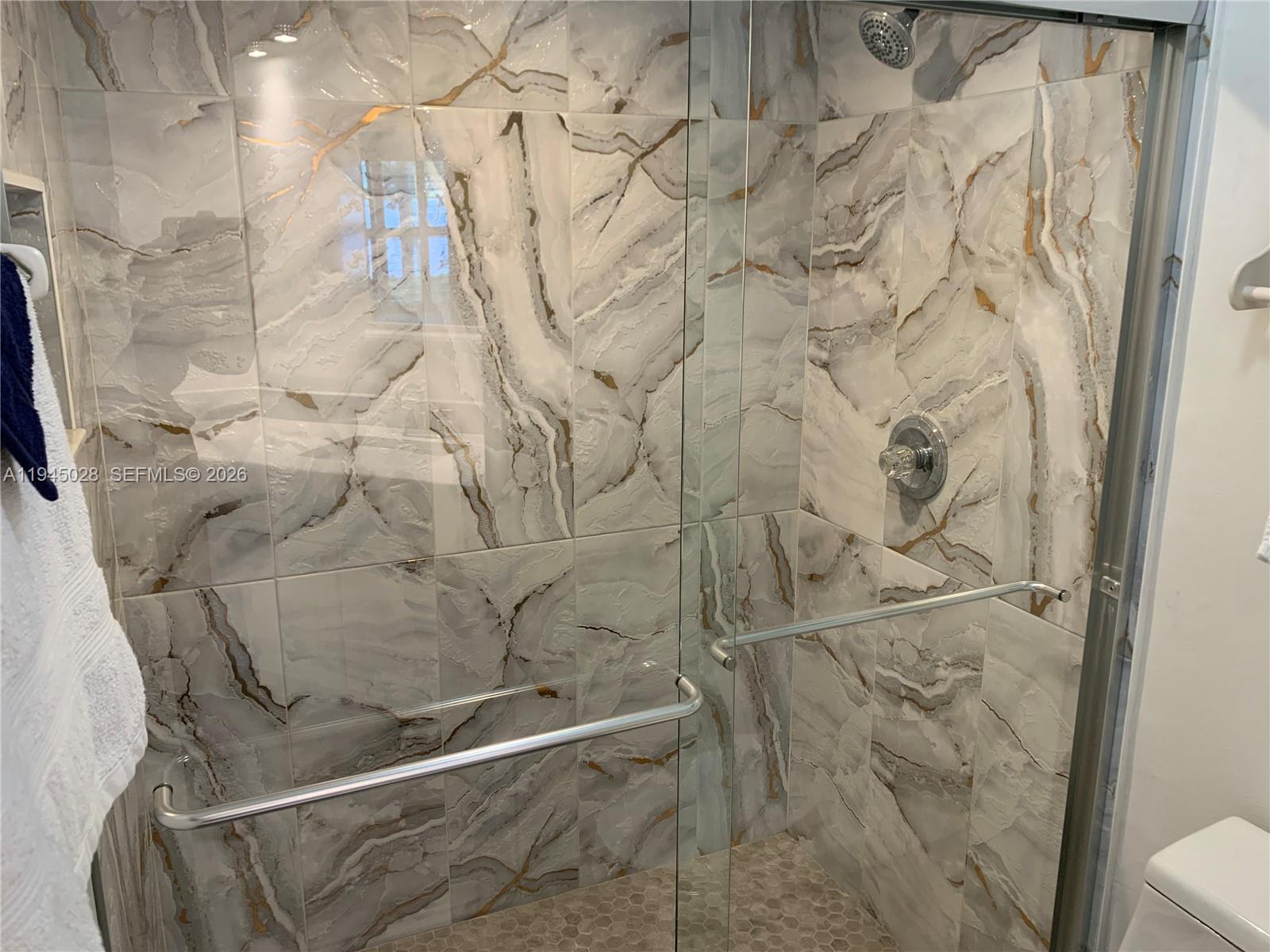 HANSONS LANDING CONDO - Residential