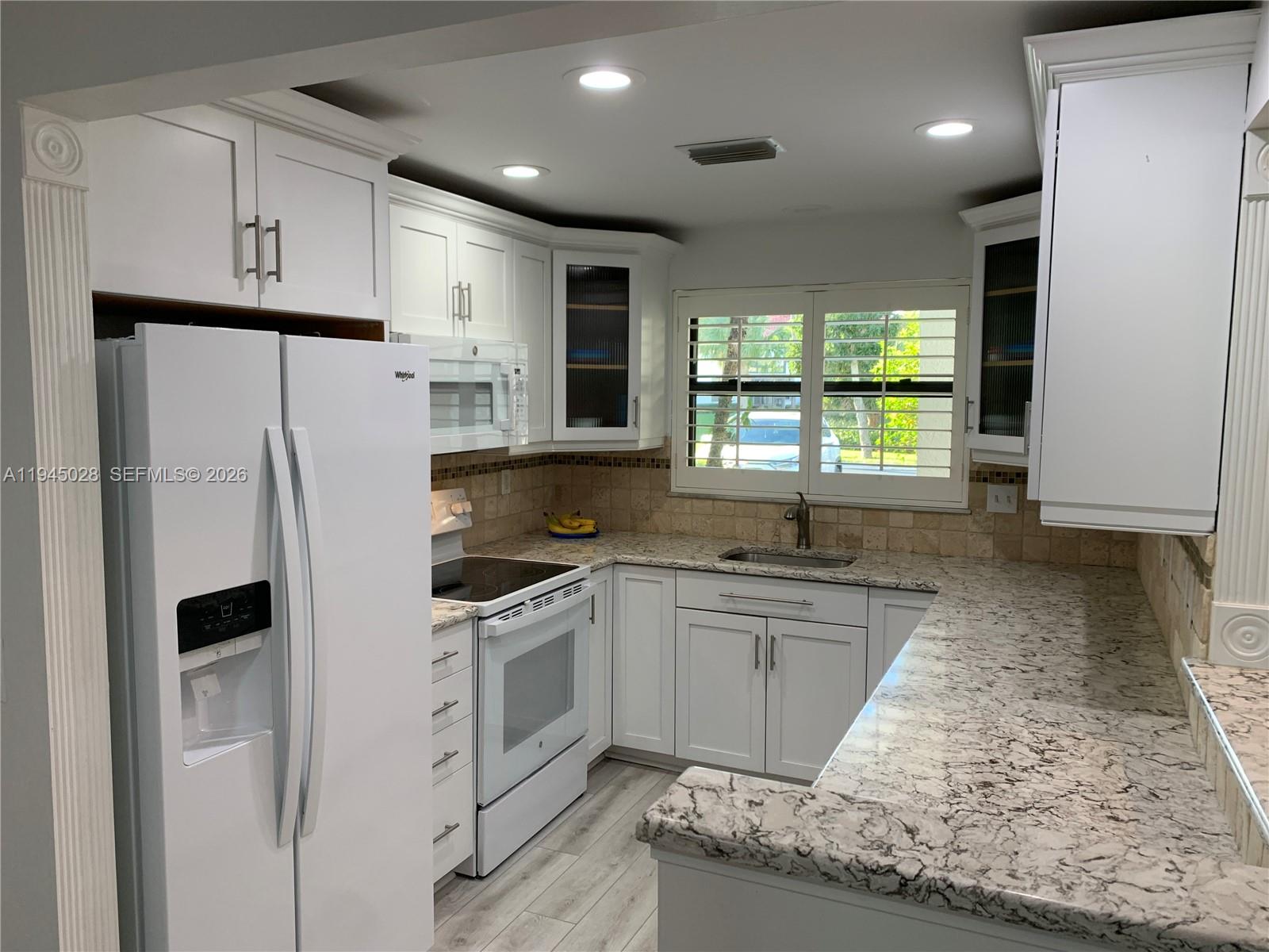 HANSONS LANDING CONDO - Residential