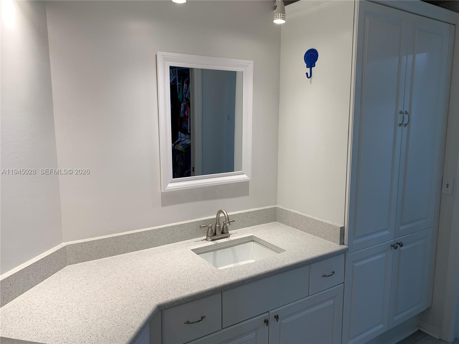 HANSONS LANDING CONDO - Residential