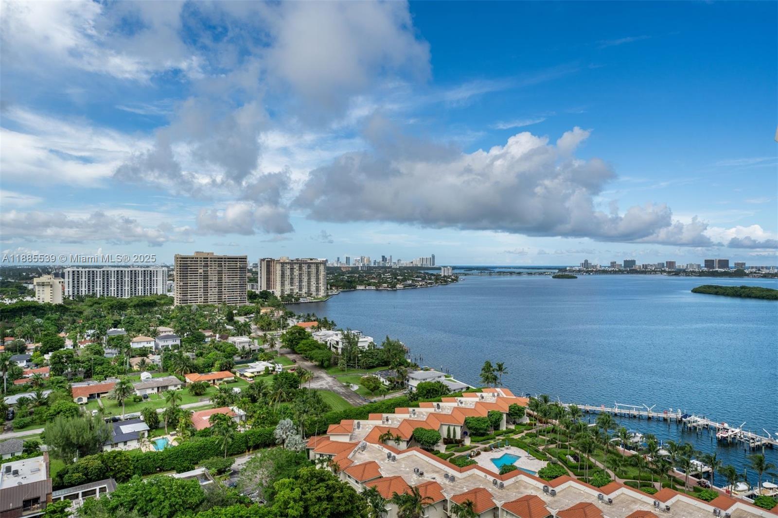 THE TOWERS OF QUAYSIDE CO - Residential