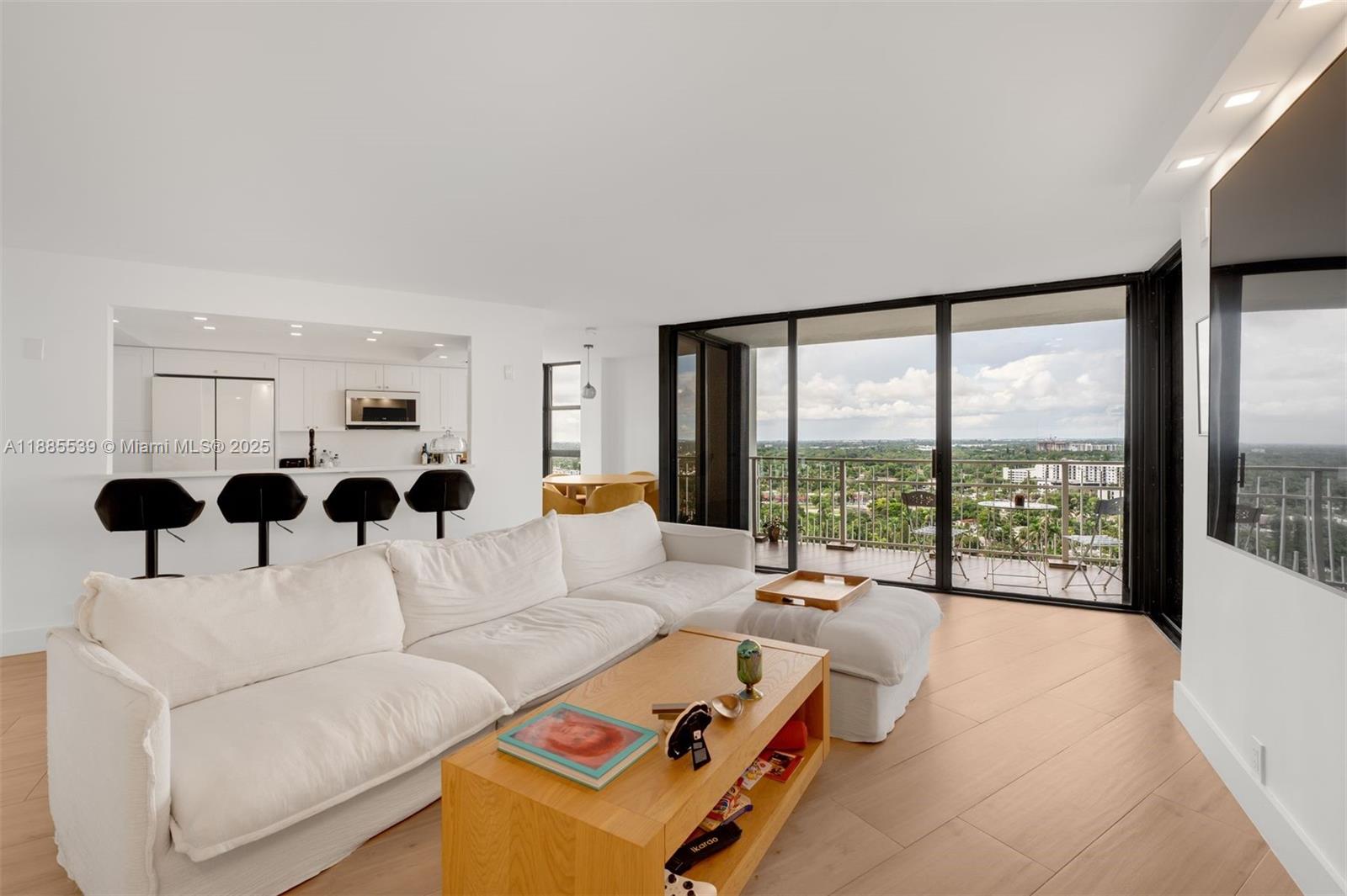 4000 Towerside Ter 2211