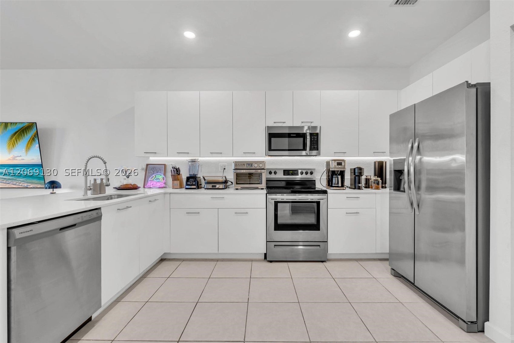 12613 NW 23rd Pl, Miami FL 33167