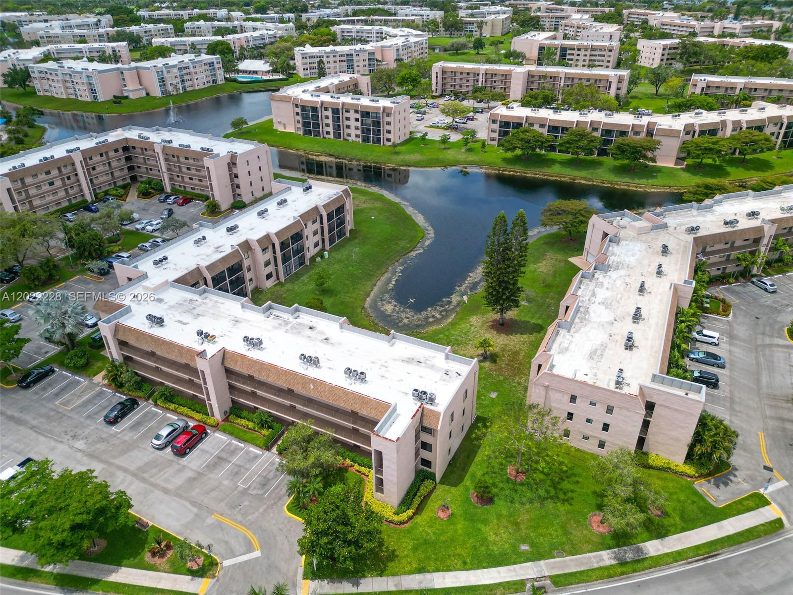 SUNRISE LAKES 176 CONDO - Residential