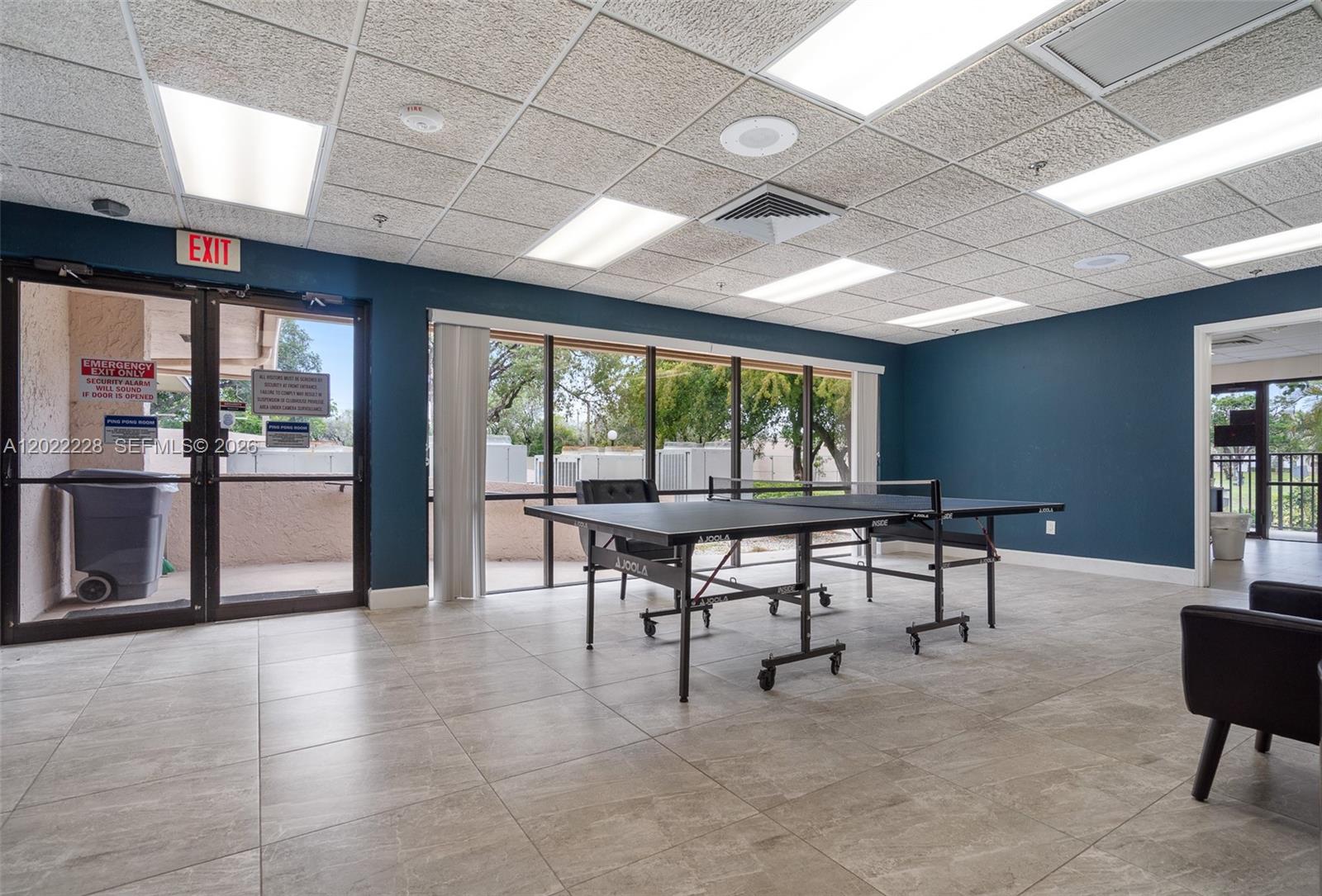 SUNRISE LAKES 176 CONDO - Residential
