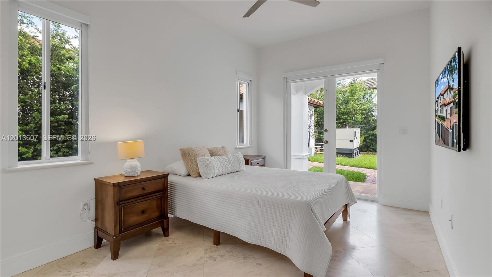 ROYAL OAKS FRANCESCA - Residential