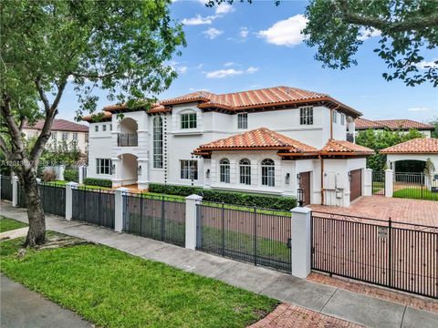 Photo of 16763 NW 77th Path, Miami Lakes, FL 33016 (MLS # A12013607)