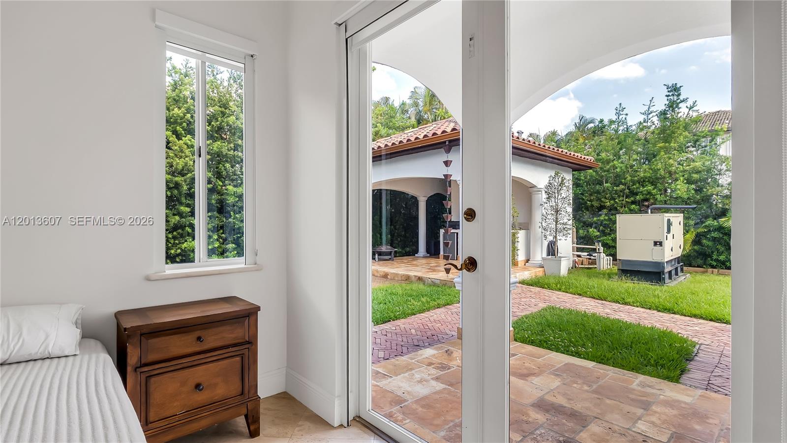 ROYAL OAKS FRANCESCA - Residential
