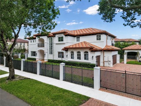 Photo of 16763 NW 77th Path, Miami Lakes, FL 33016 (MLS # A12013607)