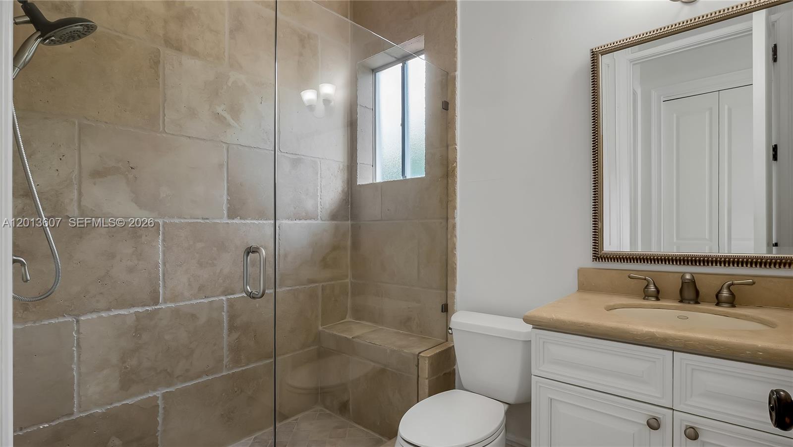 ROYAL OAKS FRANCESCA - Residential