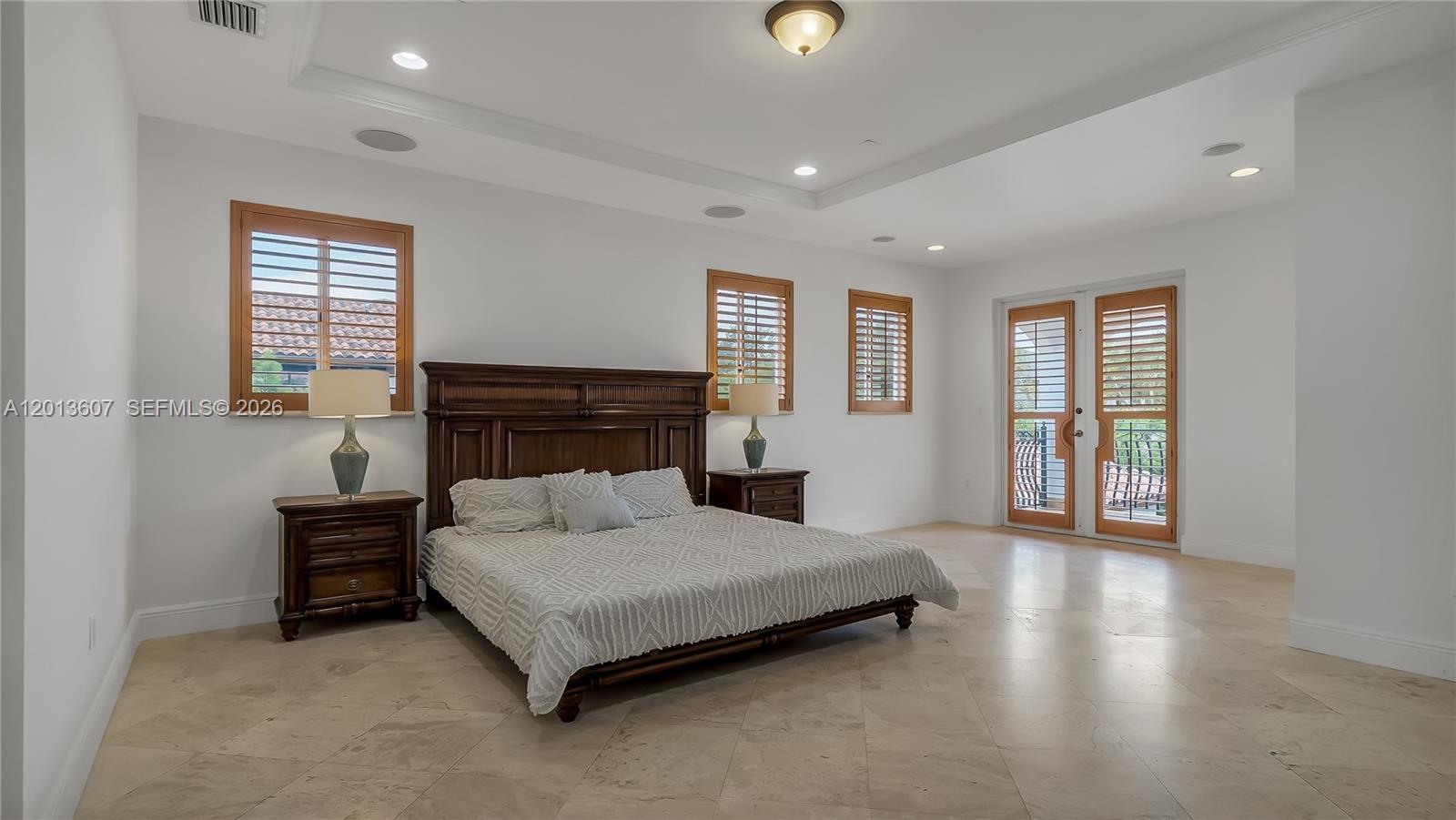 ROYAL OAKS FRANCESCA - Residential