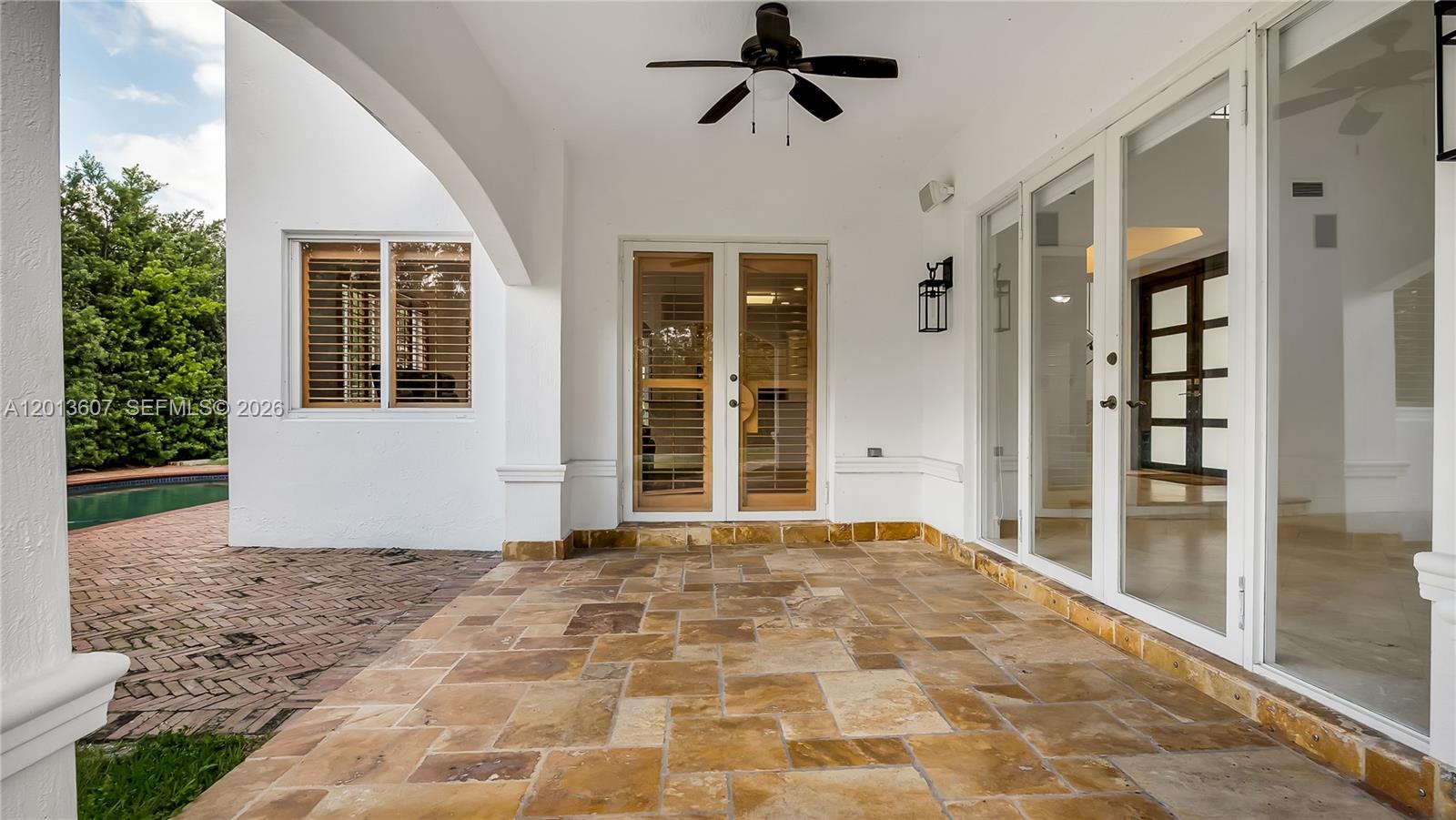ROYAL OAKS FRANCESCA - Residential